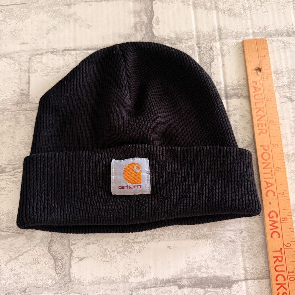 Carhartt Black Ribbed Knit Cuffed Beanie Hat Classic Logo Winter Cap